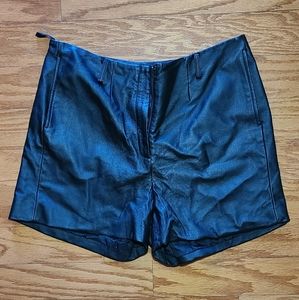 Vintage 100% Leather Mini Shorts sz10